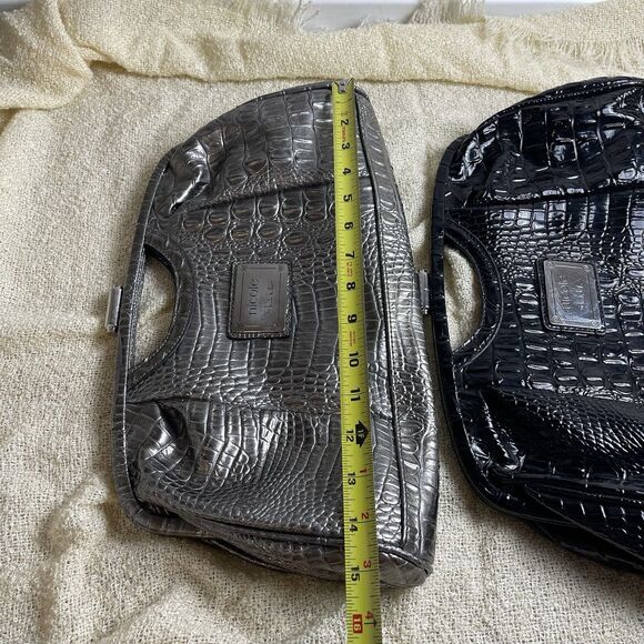 Lot of 2 Nicole Miller Faux Exotic Leather Clutch Kiss Lock‎ Black/silver - Picture 6 of 9